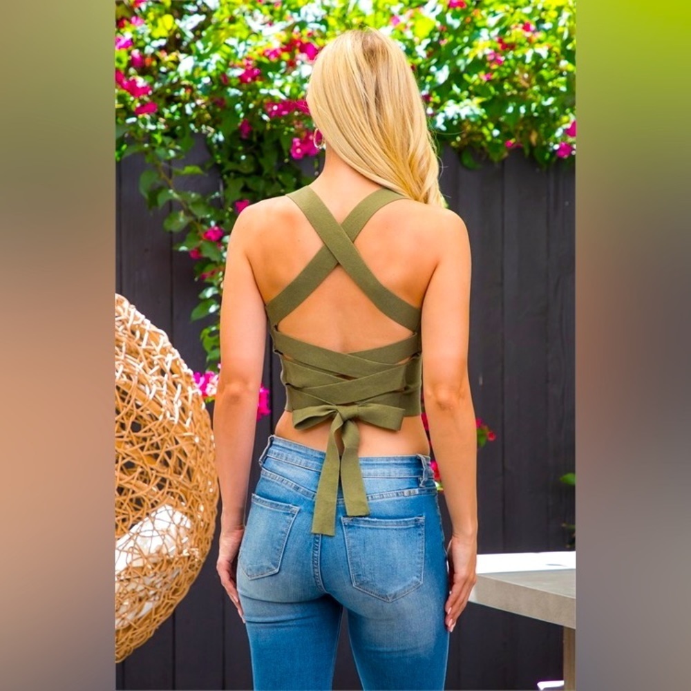 OLIVE GREEN ELASTIC CROPPED TANK TOP CRISS CROSS STRAP BACK DETAIL